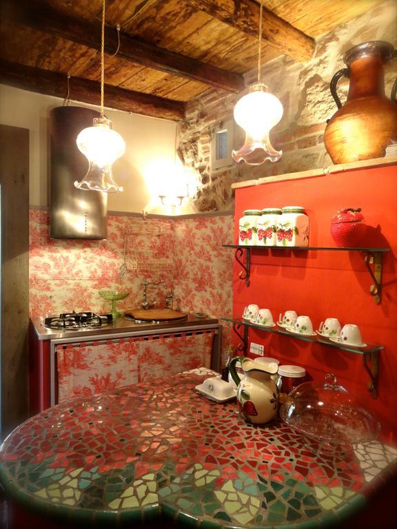 Vistalago Guesthouse نيمْيِ المظهر الخارجي الصورة